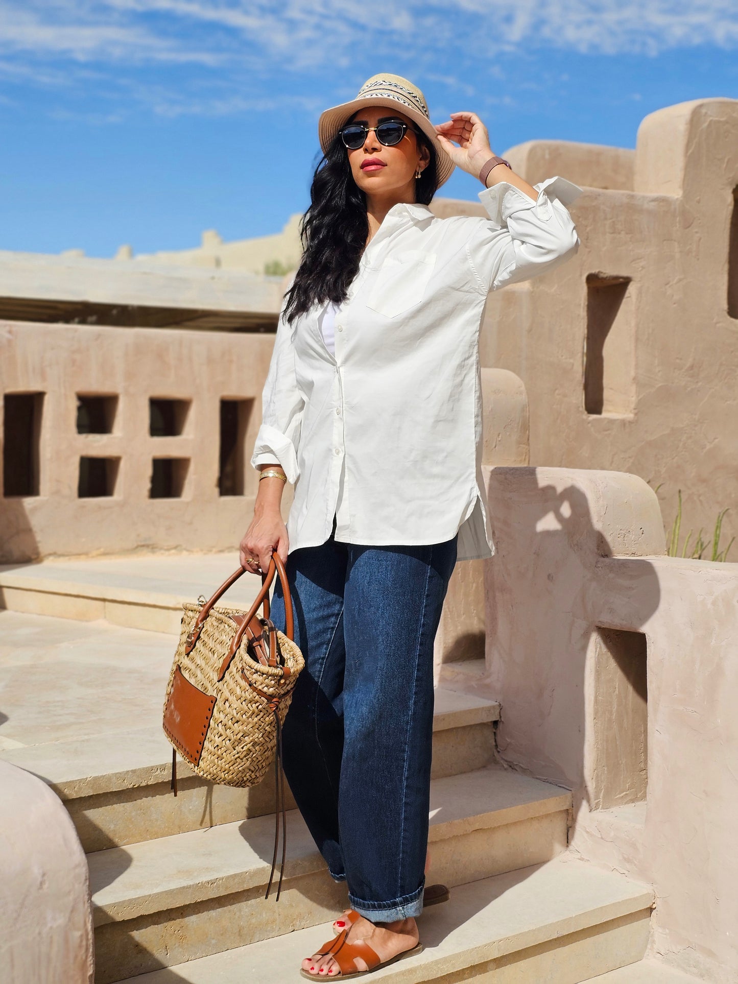 WHITE BASIC SHIRT