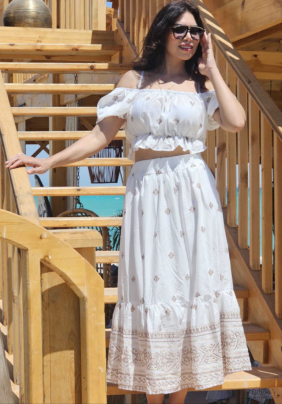 BEIGE & WHITE 2 PIECES SET
