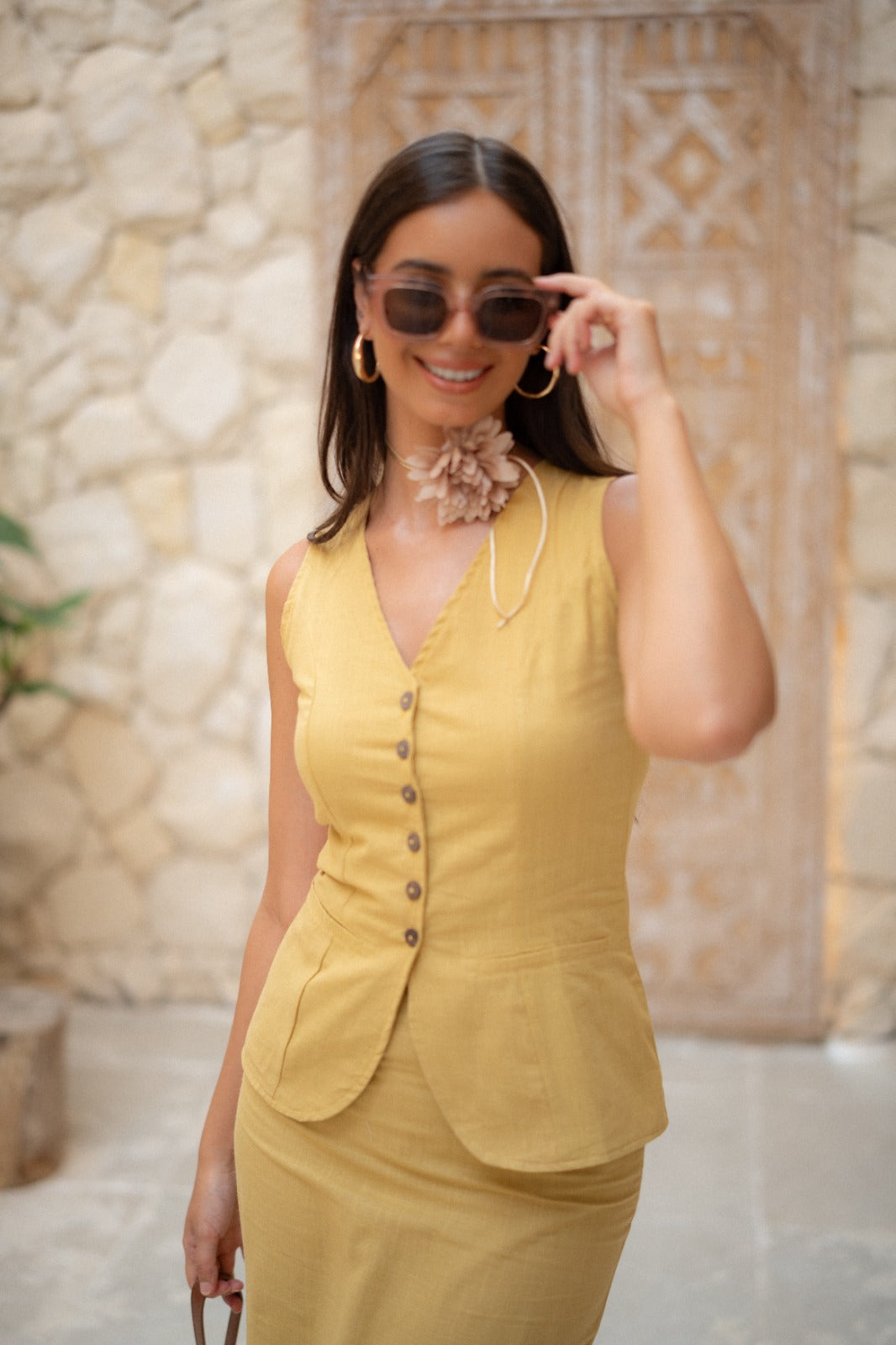 SUNBEAM SLEEVLESS PEPLUM SET-MUSTARD