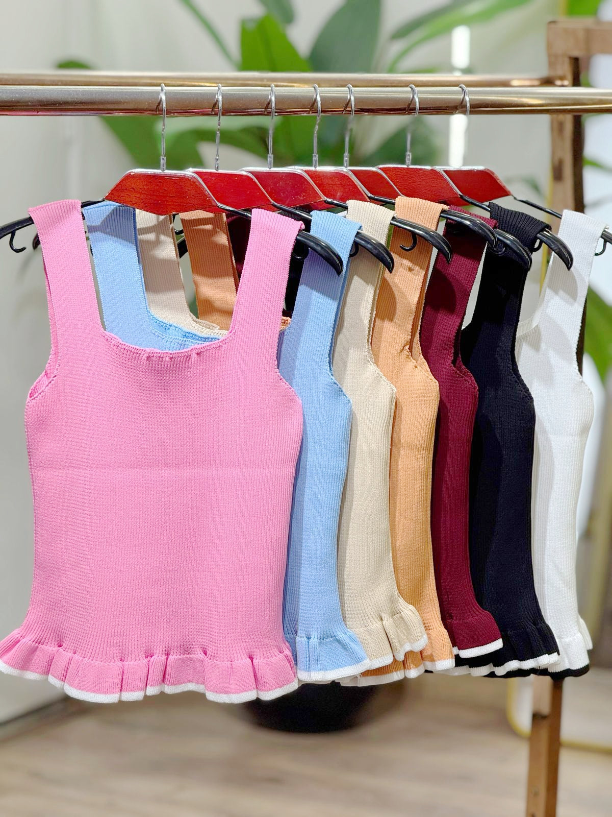 RIPPED RUFFLE TRIM TANK TOP