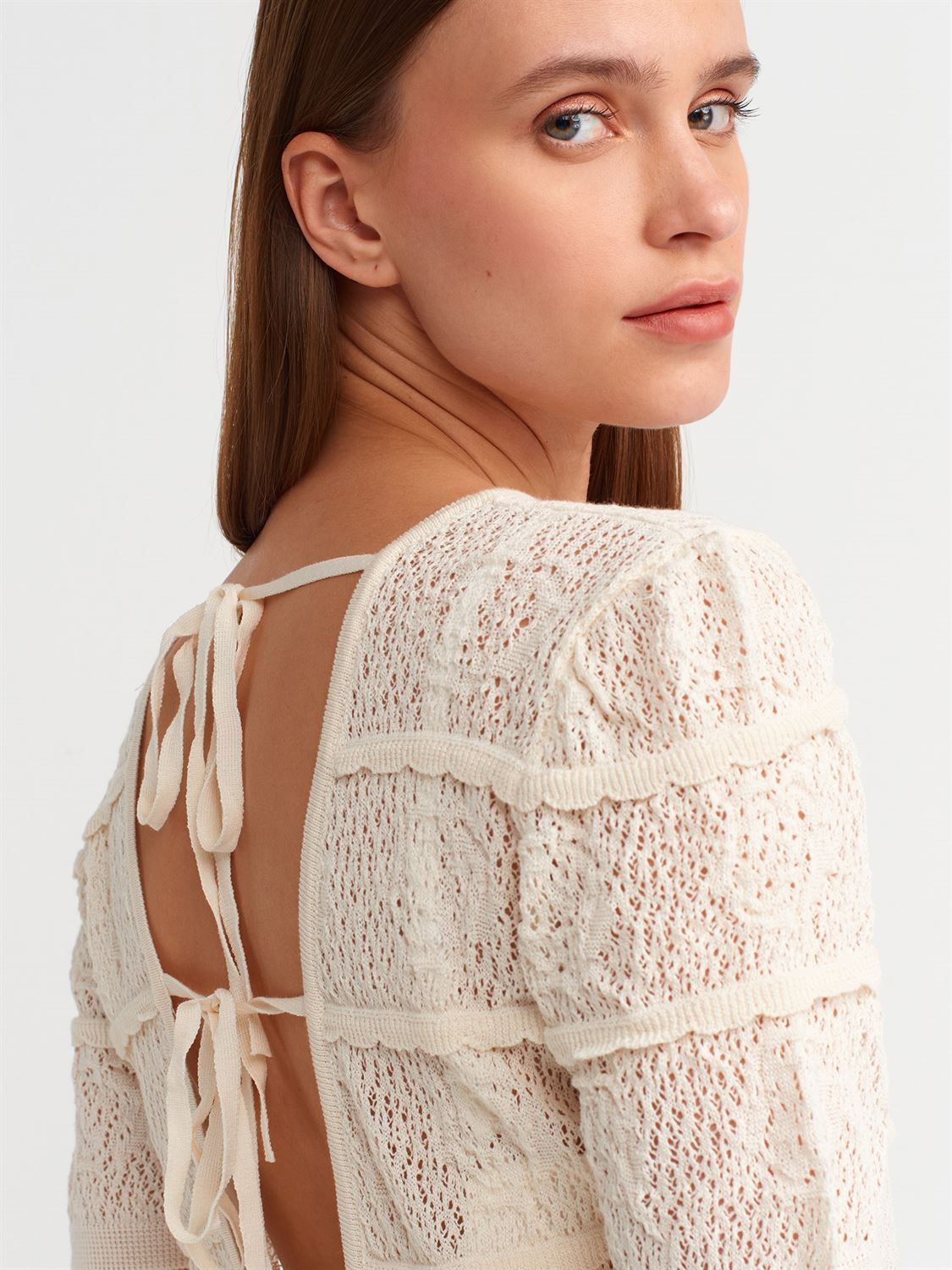 BEIGE OPENED BACK KNITTED TOP (Made in Turkey 🇹🇷)