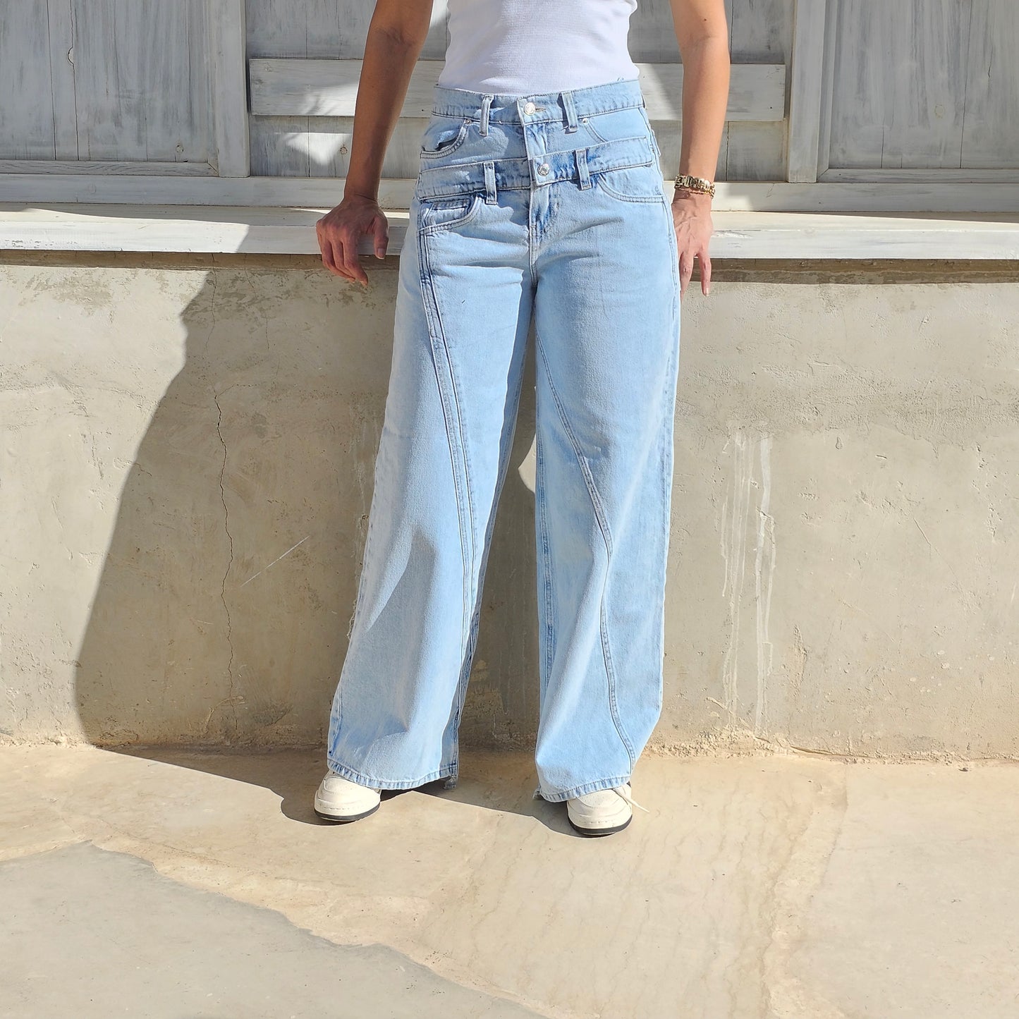 WIDE LEG DOUBLE WAISTED BAND JEANS