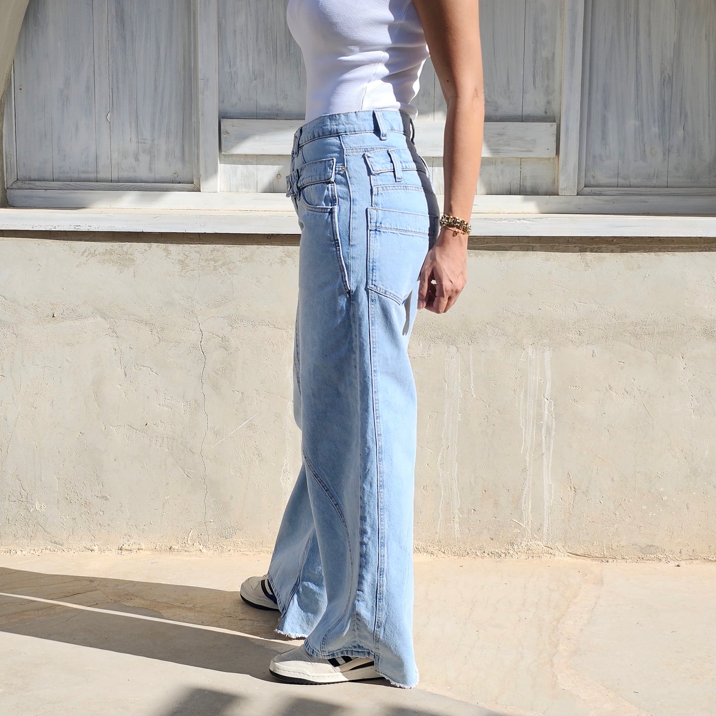 WIDE LEG DOUBLE WAISTED BAND JEANS
