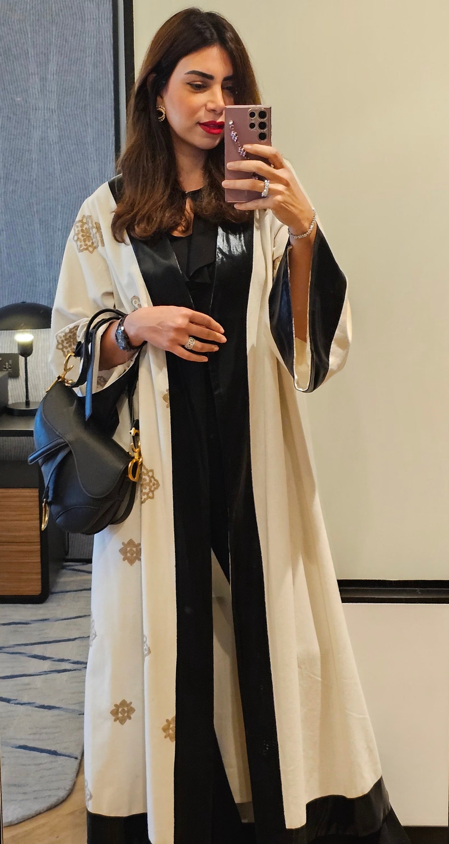 BLACK BORDERS PATTERNED KIMONO
