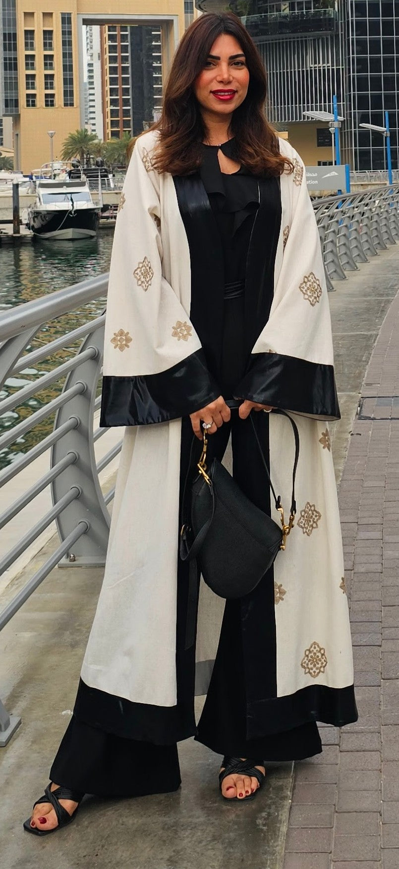 BLACK BORDERS PATTERNED KIMONO
