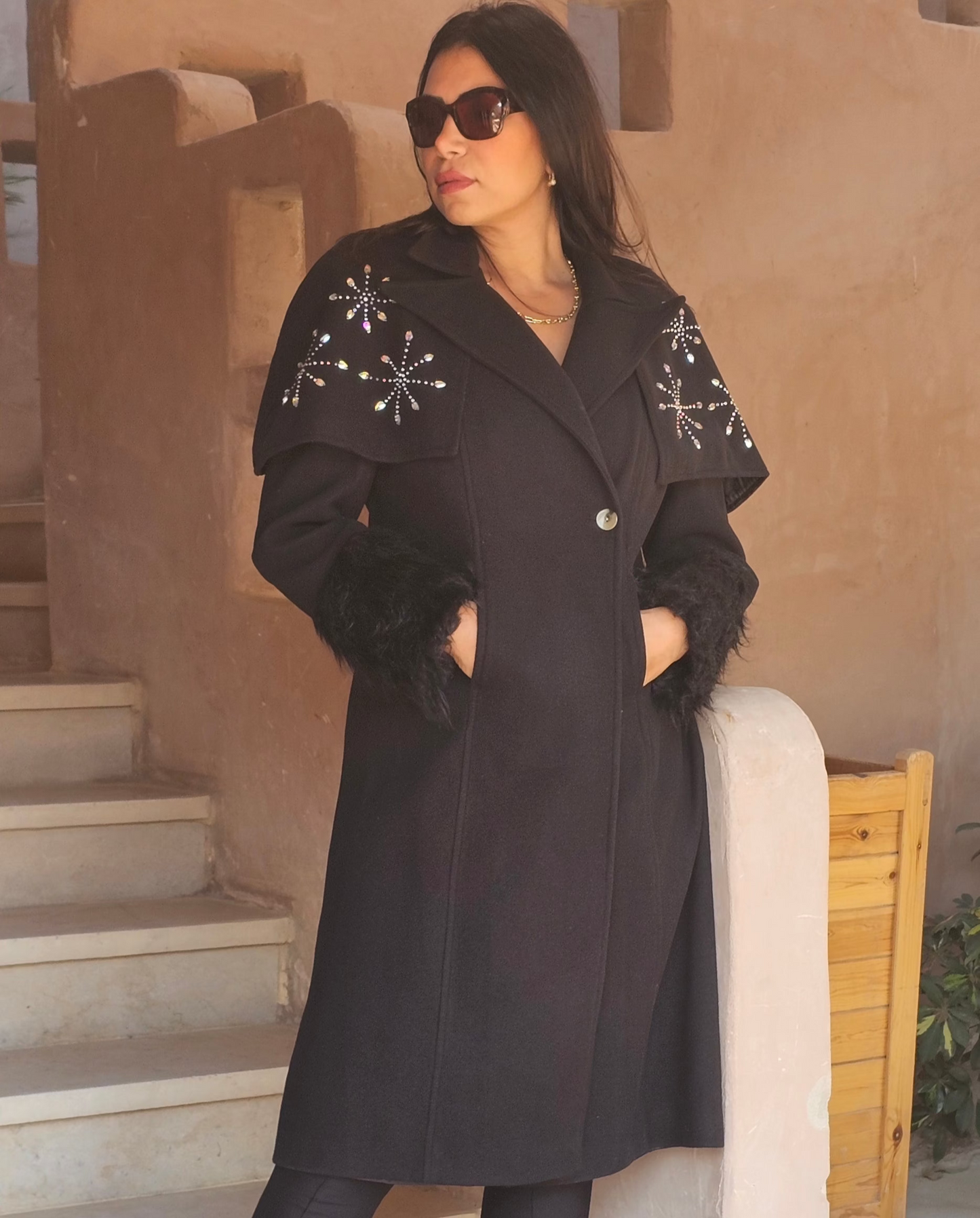 WOOL REMOVABLE STRASS SHOULDERS COAT