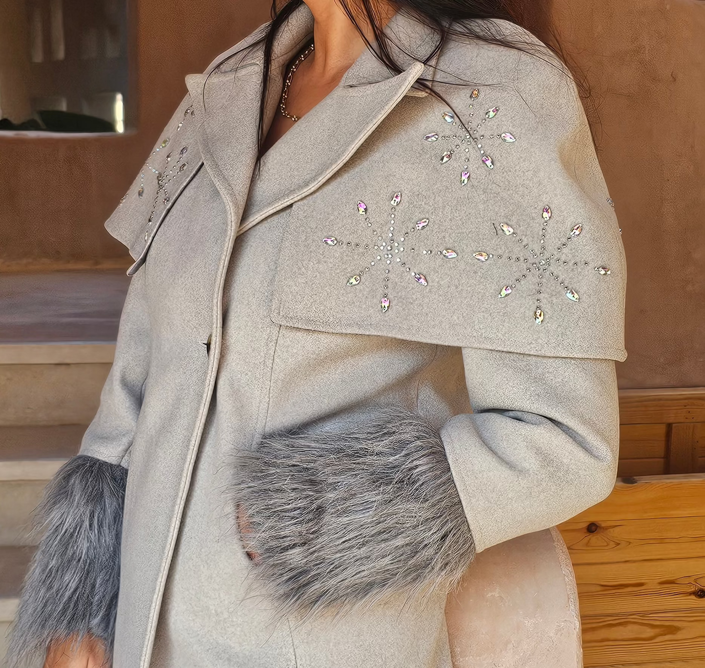 WOOL REMOVABLE STRASS SHOULDERS COAT