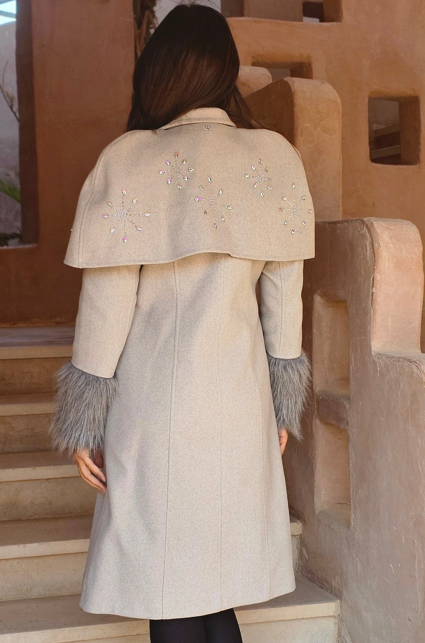 WOOL REMOVABLE STRASS SHOULDERS COAT