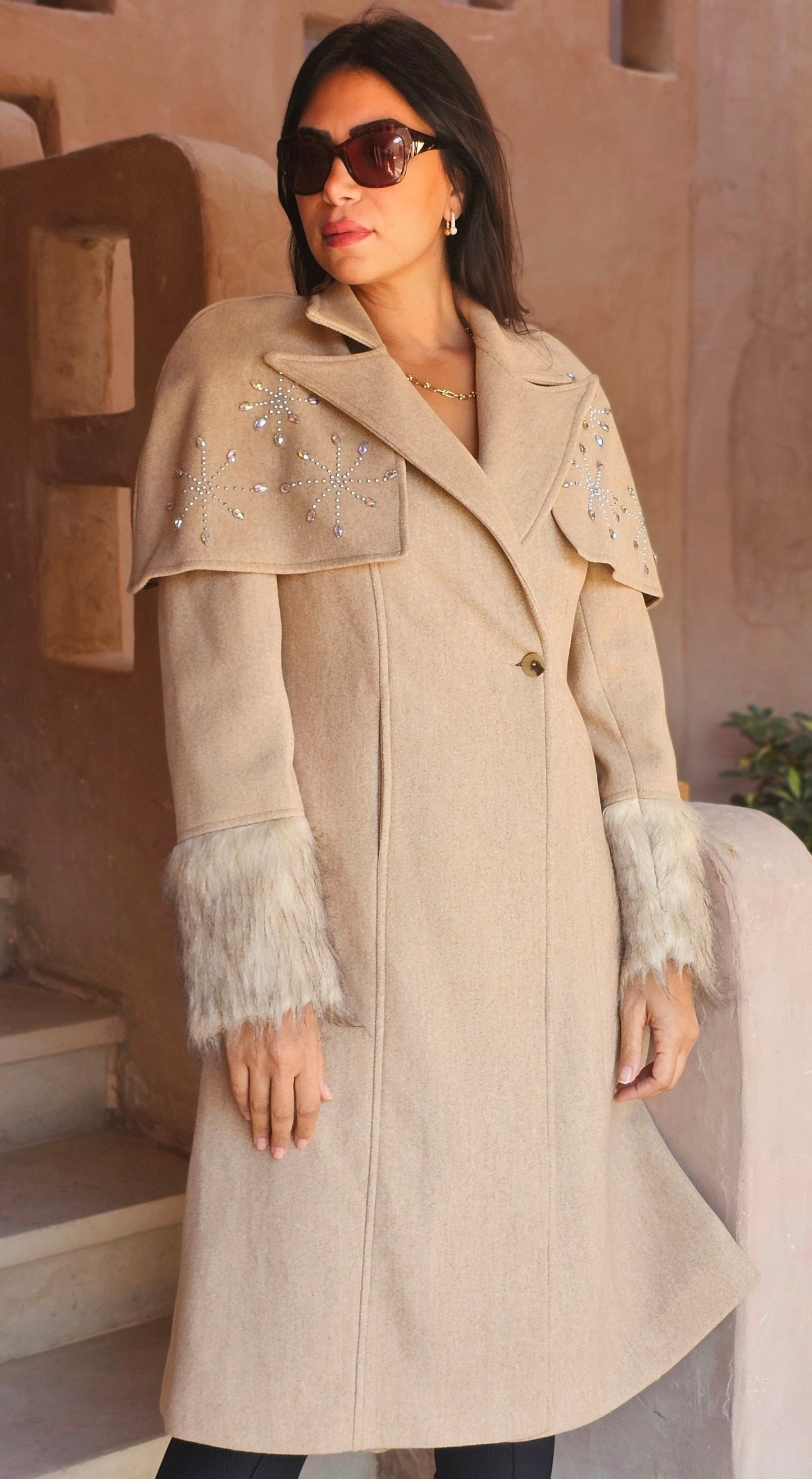 WOOL REMOVABLE STRASS SHOULDERS COAT