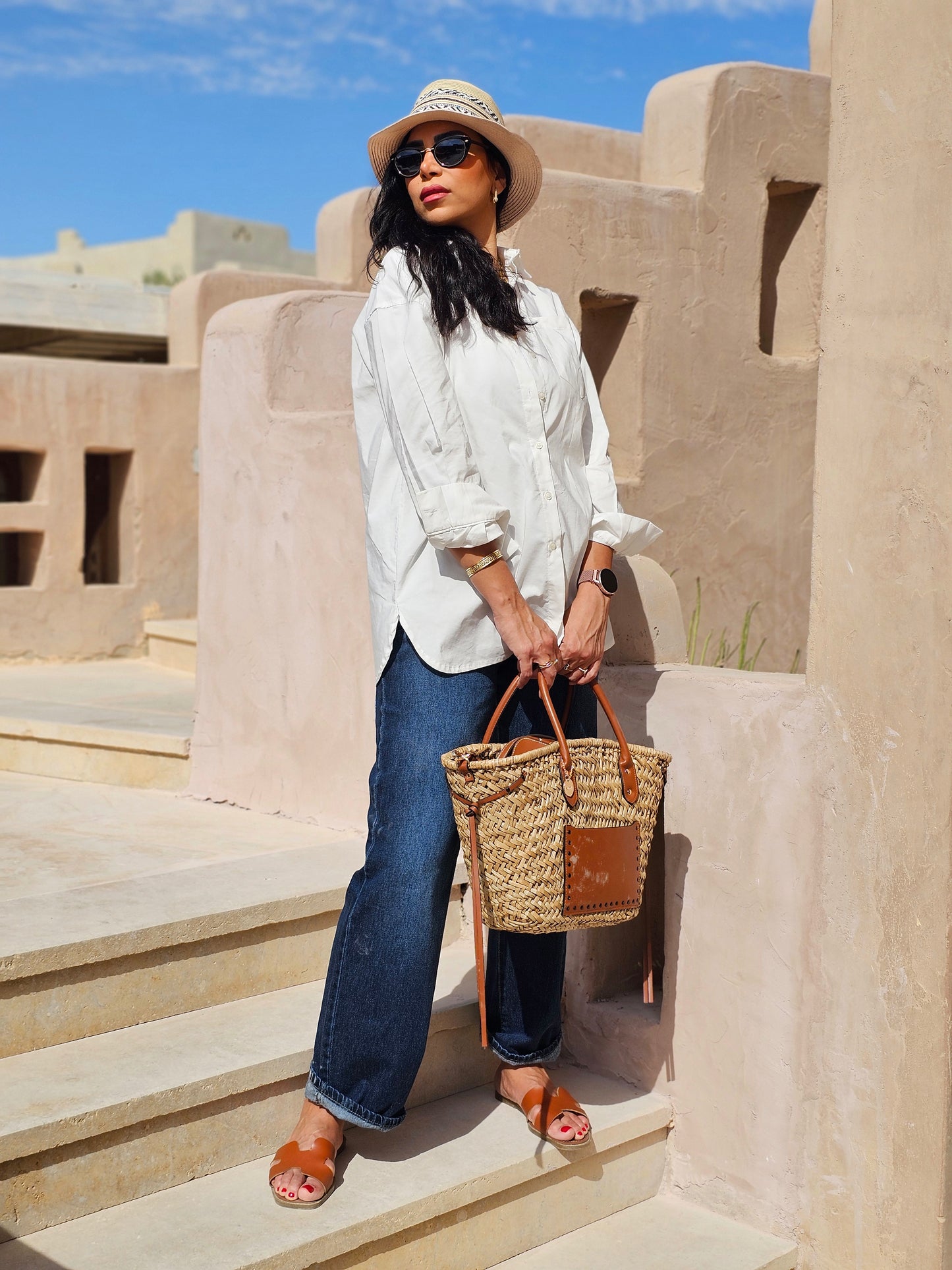 WHITE BASIC SHIRT