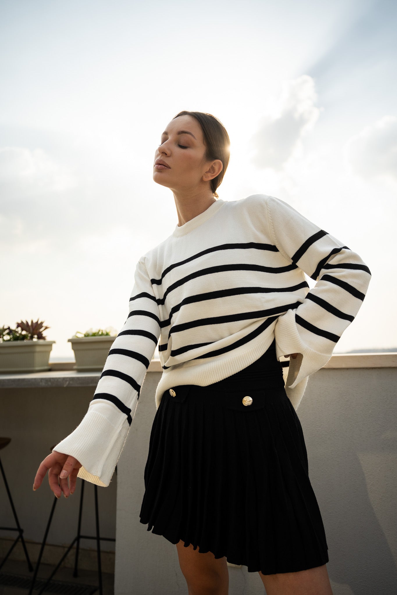 BLACK MINI PLEATED WOOL SKIRT