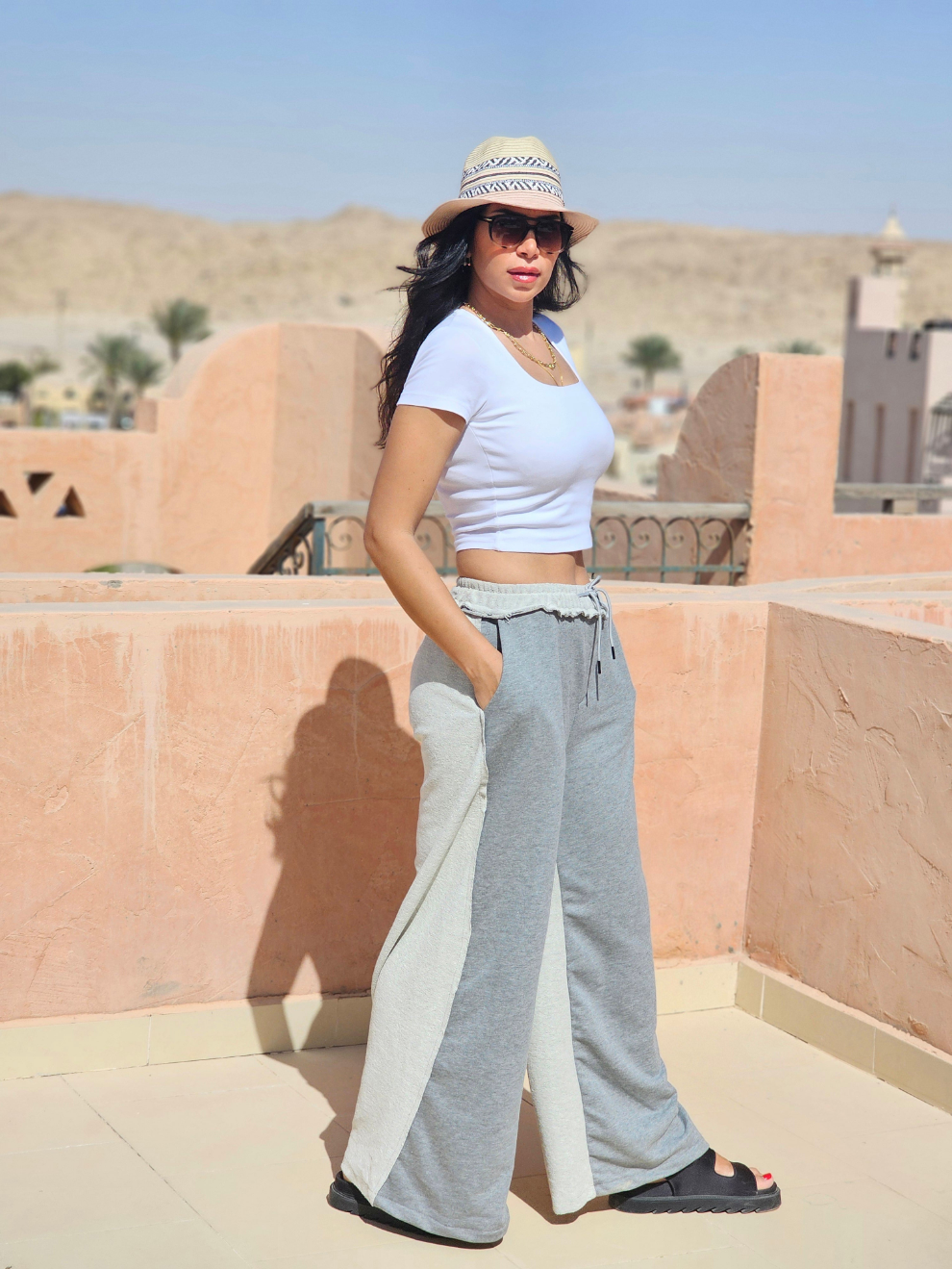 RELAXED WIDE-LEG PANTS