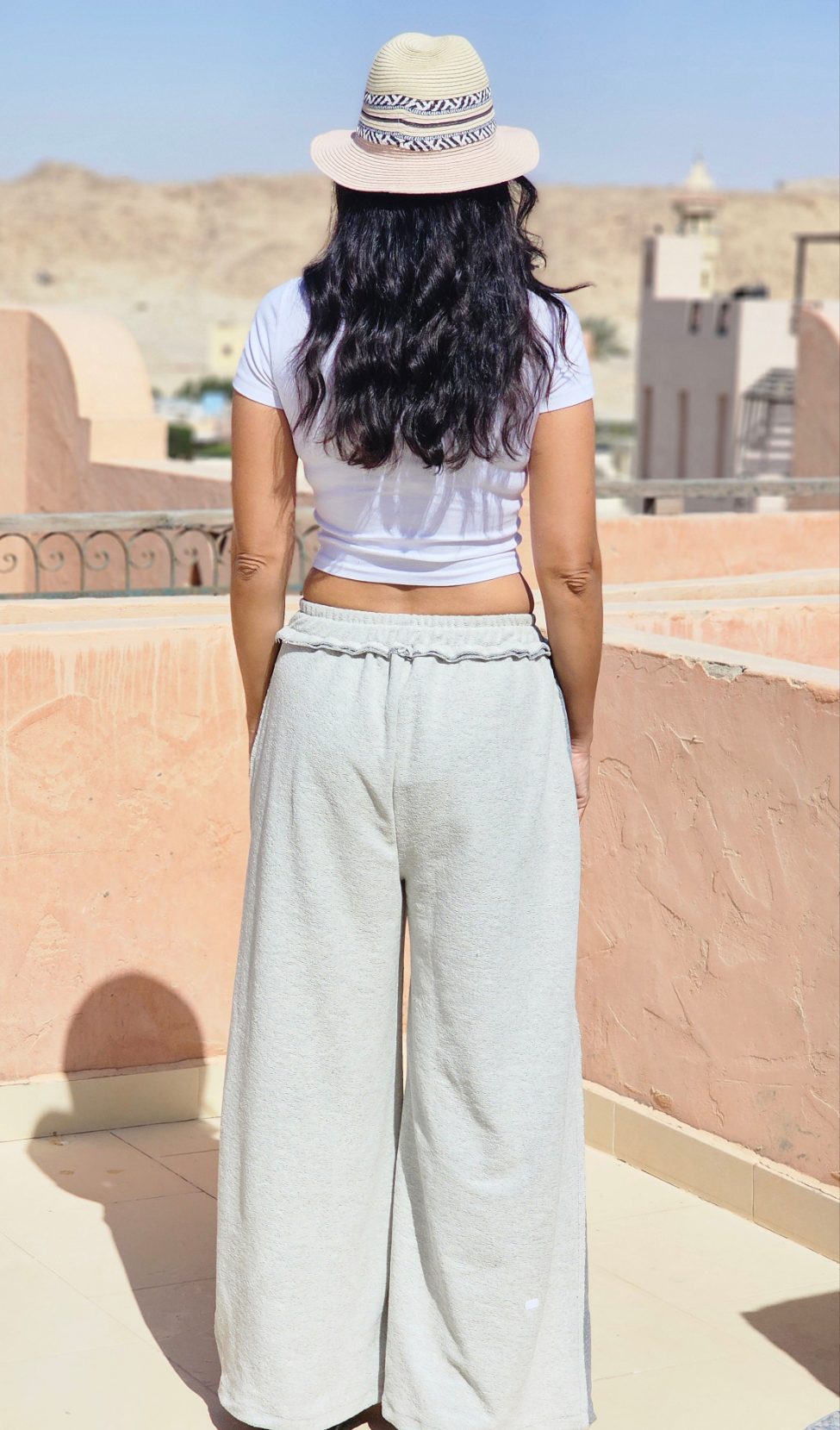 RELAXED WIDE-LEG PANTS