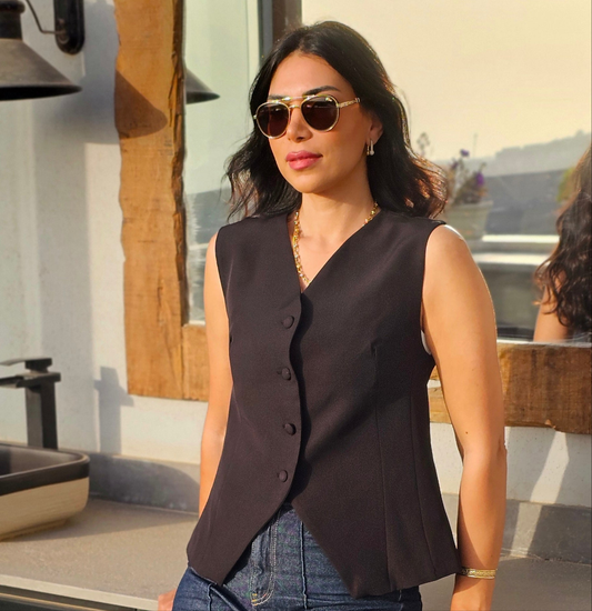 SLEEVELESS TAILORED VEST