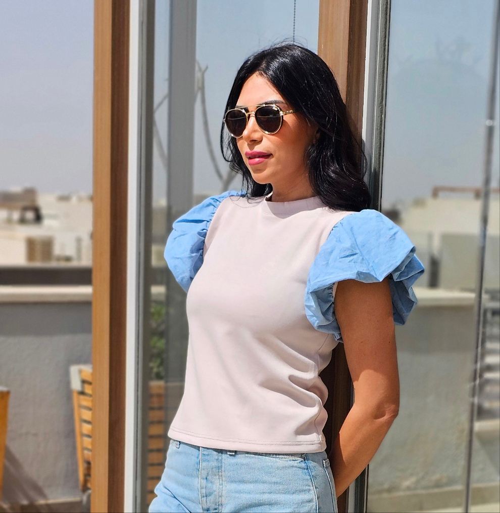 PUFF SLEEVE TOP