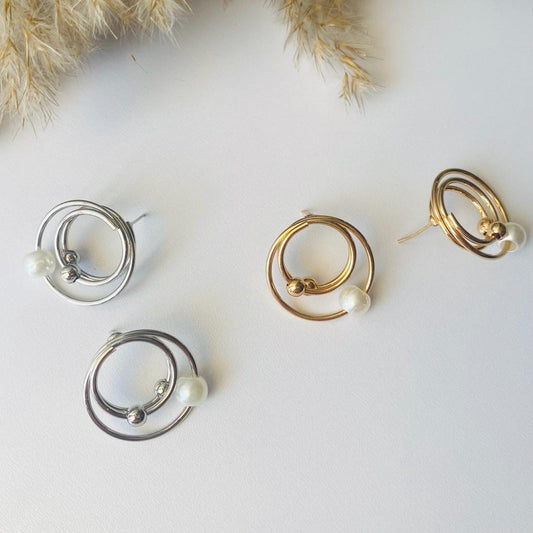PEARL HOOPS EARRINGS