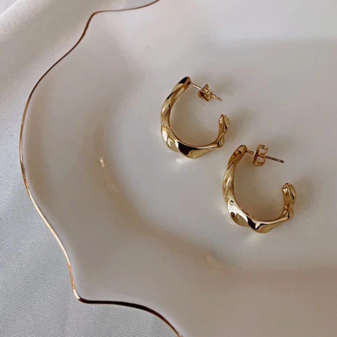 TWISTED HOOPS EARRINGS