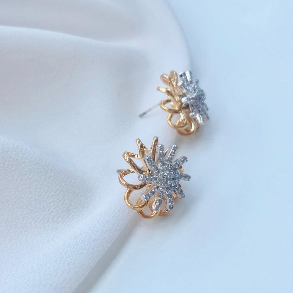 CRYSTAL FLOWER STUD EARRINGS
