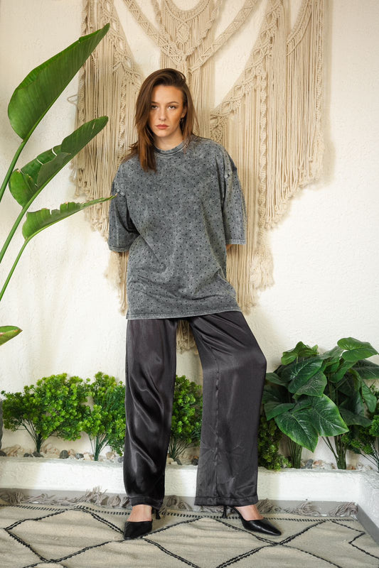 STONE WASHED OVERSIZE TSHIRT WITH STRASS