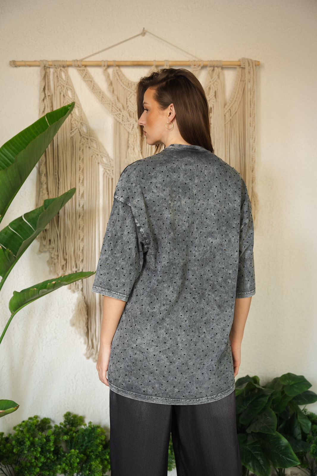 STONE WASHED OVERSIZE TSHIRT WITH STRASS