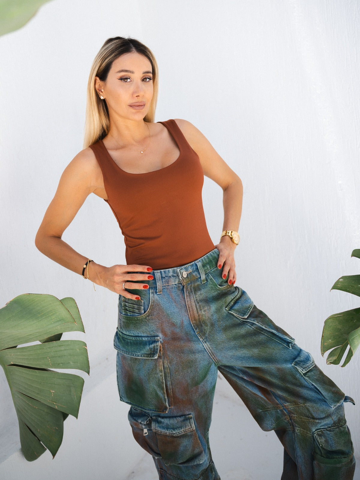BROWN TANK TOP