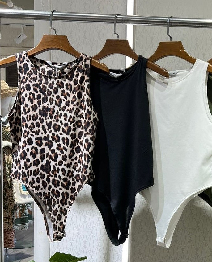BLACK BODYSUIT TOP