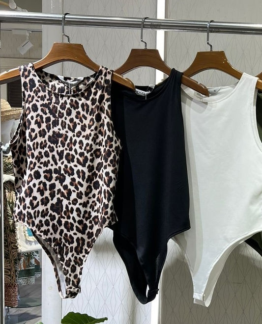 BLACK BODYSUIT TOP