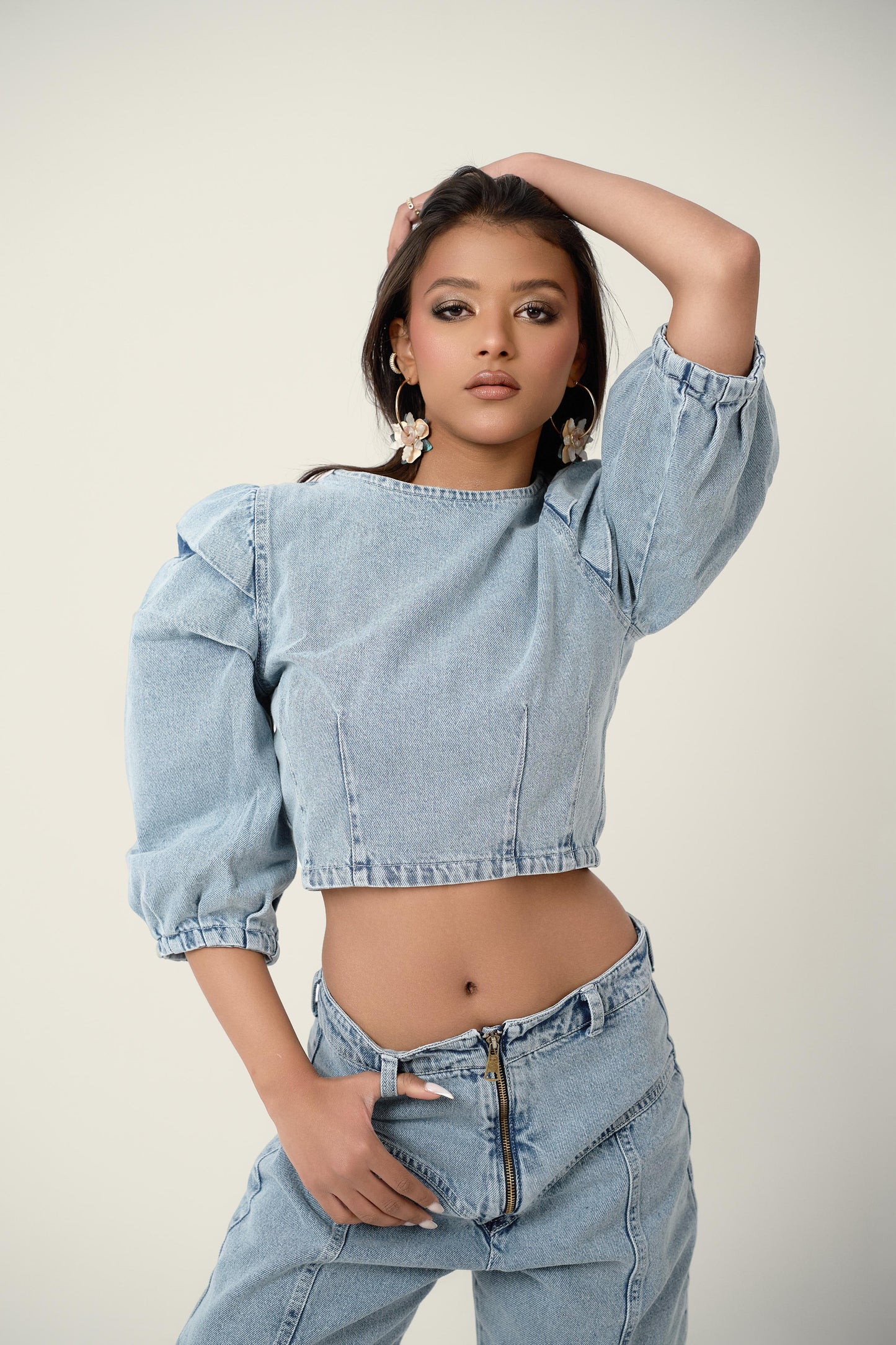 PUFFED SLEEVE DENIM CROP TOP