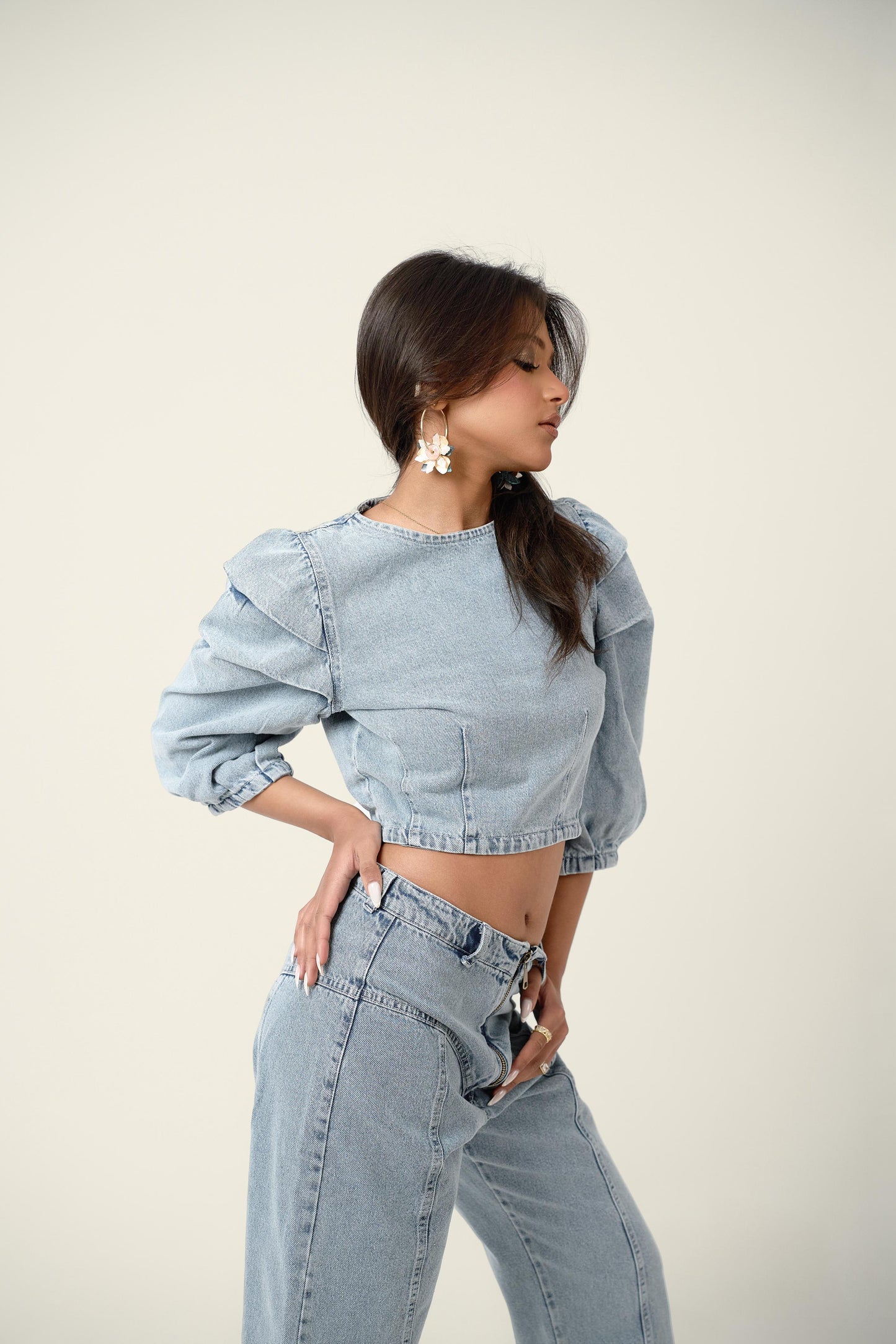 PUFFED SLEEVE DENIM CROP TOP
