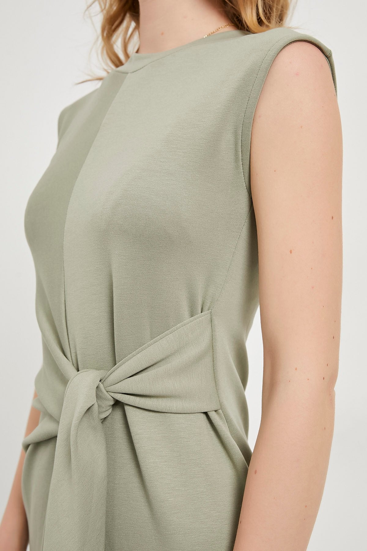 SAGE GREEN MIDI DRESS WITH FRONT TIE (Made in Turkey 🇹🇷)