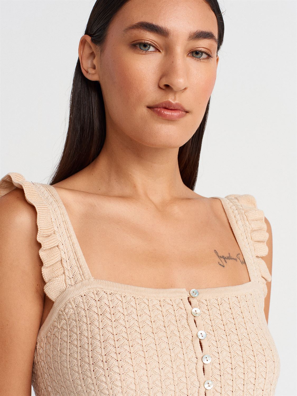RAFFLE STRAP KNIT CROP TOP(Made in Turkey 🇹🇷)