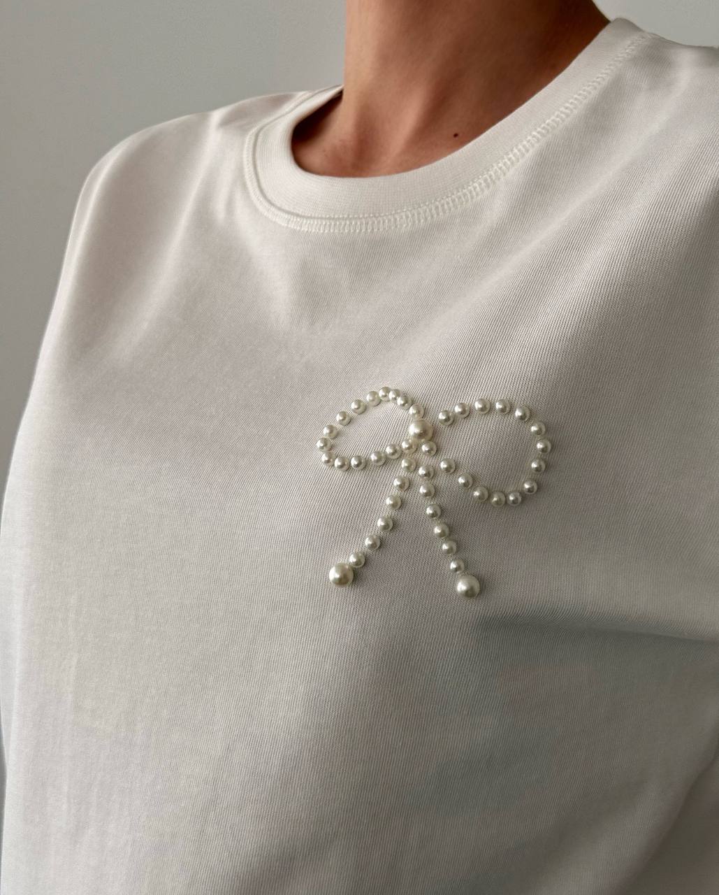 WHITE PEARL BOW T-SHIRT (Made in Turkey 🇹🇷)