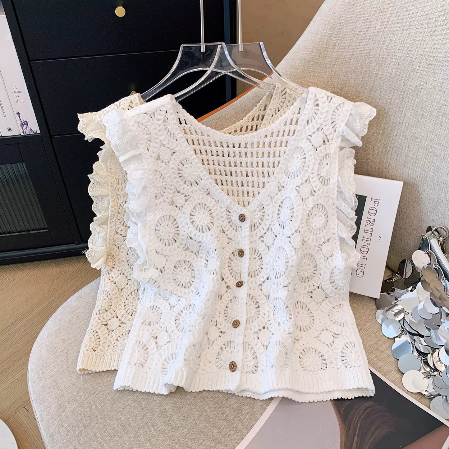 HOLLOW OUT KNIT VEST (Made in Turkey 🇹🇷)