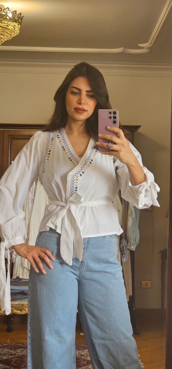 SERMA EMBROIDERY WHITE BLOUSE
