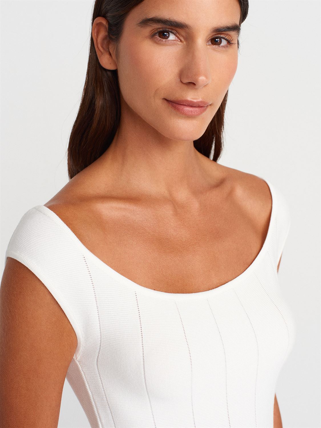 WHITE PEPLUM KNIT TOP(Made in Turkey 🇹🇷)