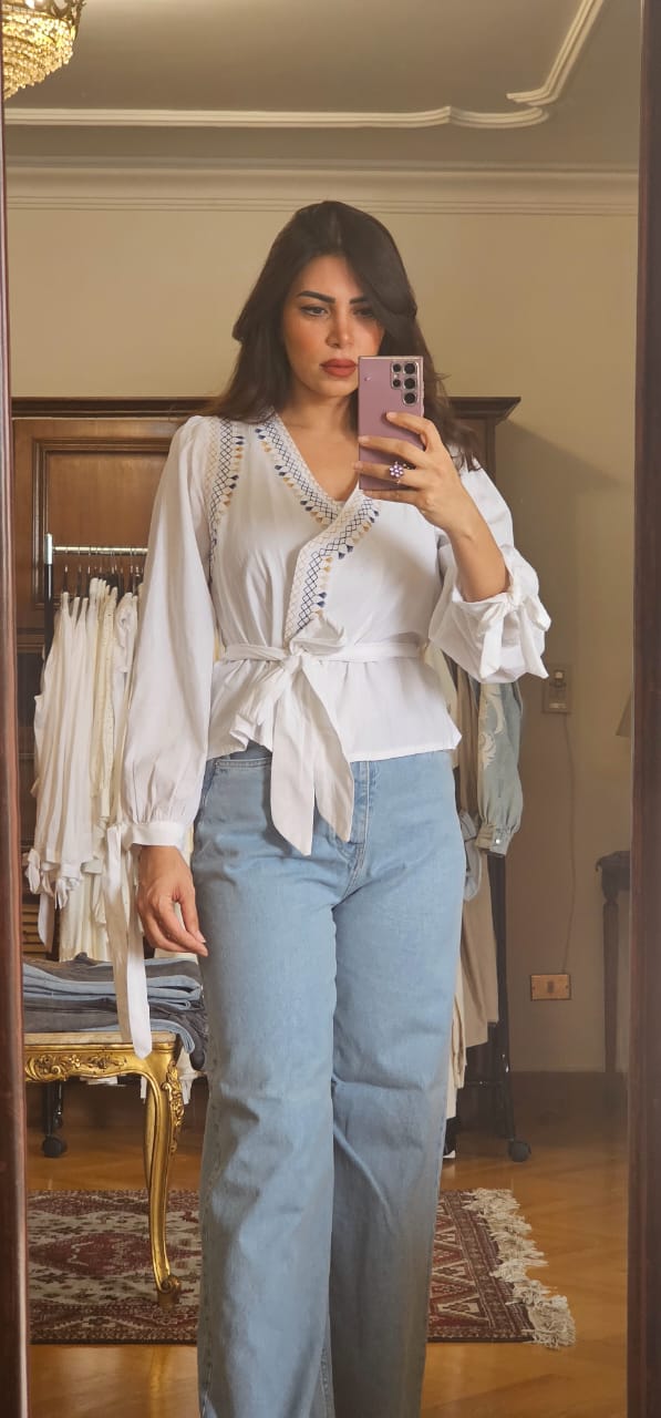 SERMA EMBROIDERY WHITE BLOUSE