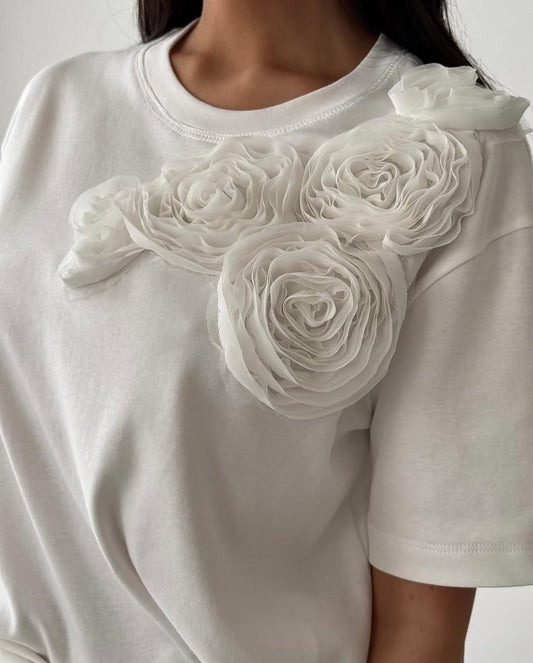 WHITE 3D FLORAL APPLIQUE T-SHIRT (Made in Turkey 🇹🇷)